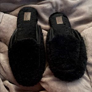 UGG Fluff Slippers